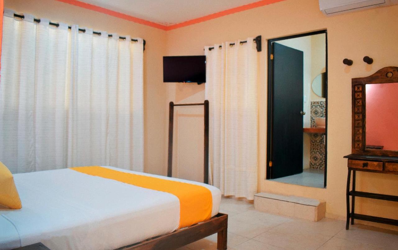 Hotel Casa Rico วัลลาโดลิด ภายนอก รูปภาพ