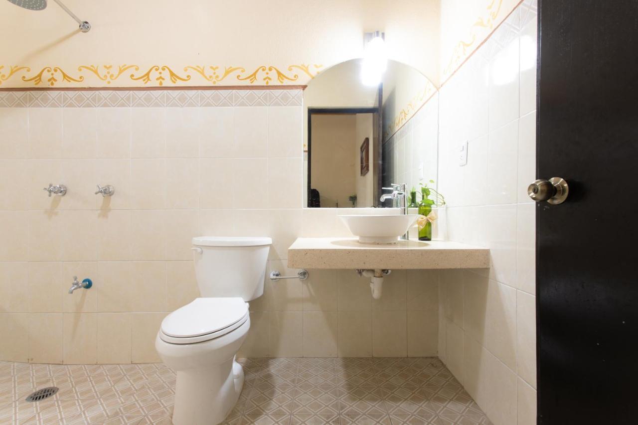 Hotel Casa Rico วัลลาโดลิด ภายนอก รูปภาพ