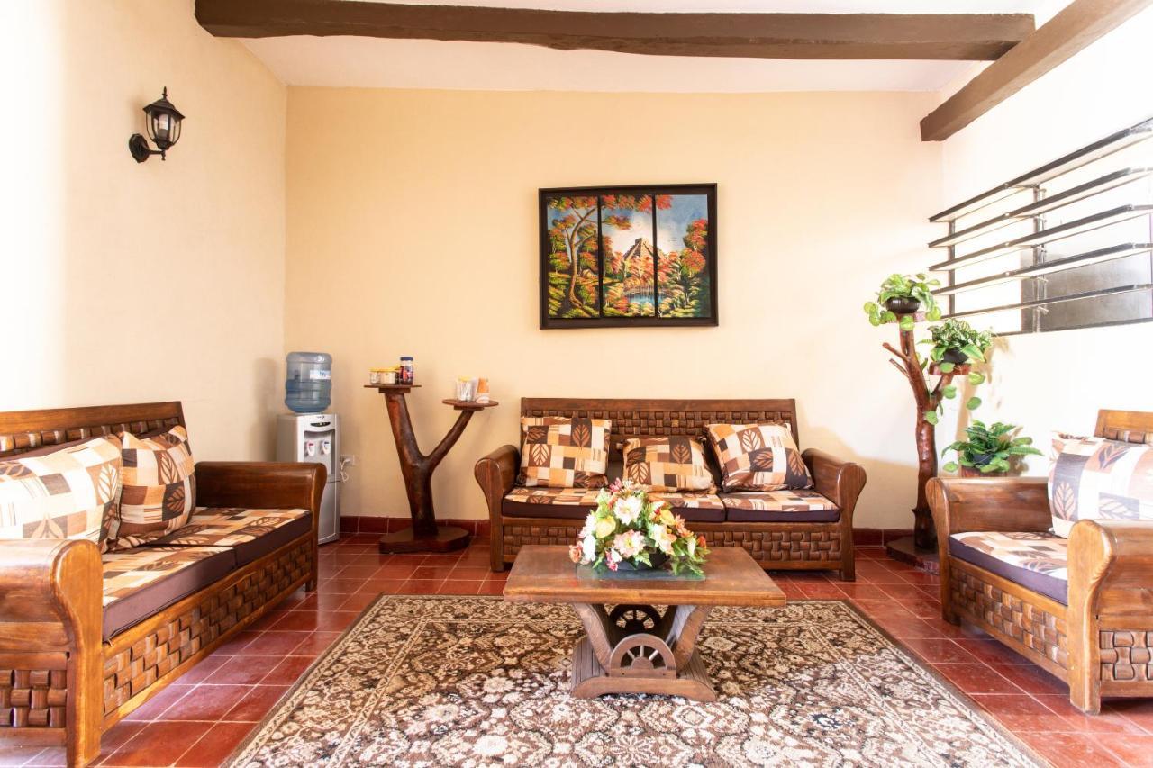 Hotel Casa Rico วัลลาโดลิด ภายนอก รูปภาพ